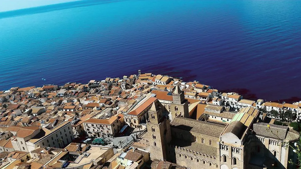 Casa Adriana Apartment Cefalu Italy